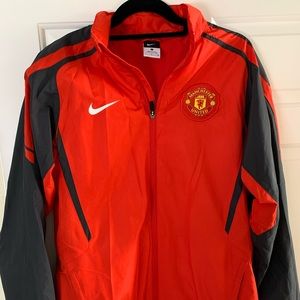 Manchester United running jacket size small